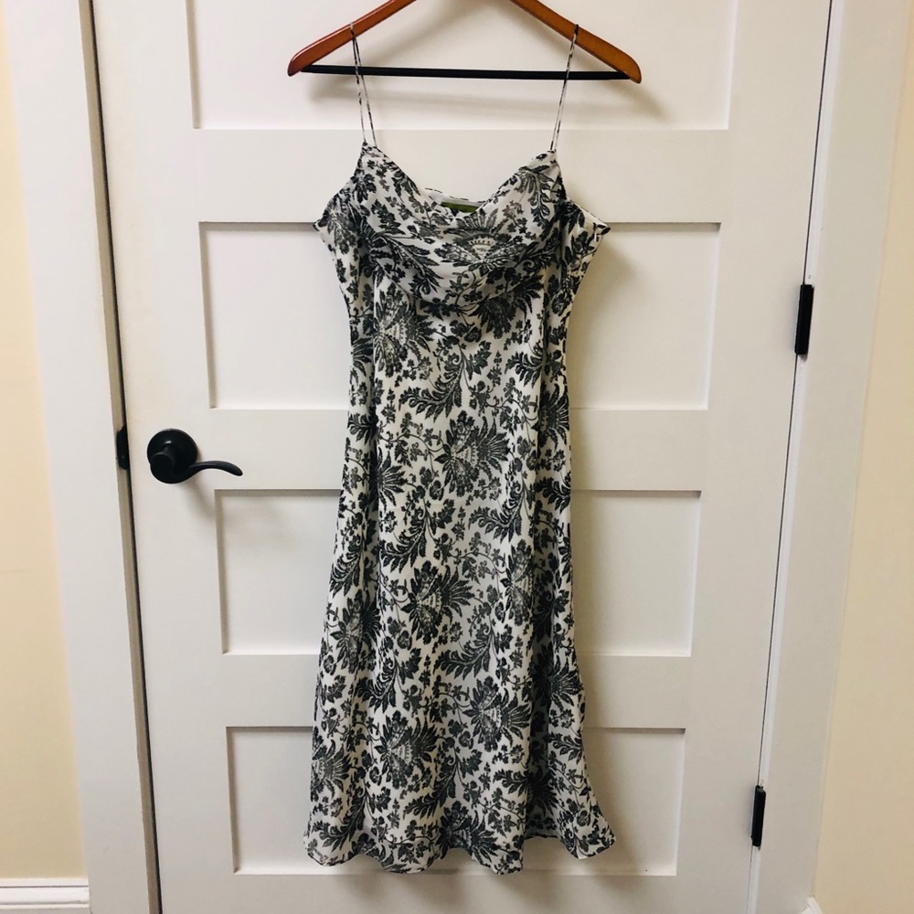 🛍Possibility Blk/grey floral dress 👗 Large